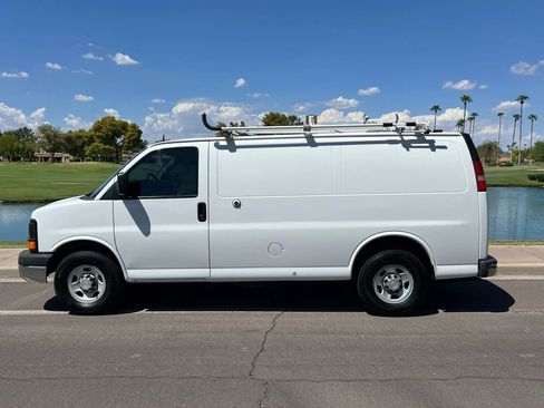 Used 2014 Chevrolet Express 2500 w/ Cold Climate Package image 2