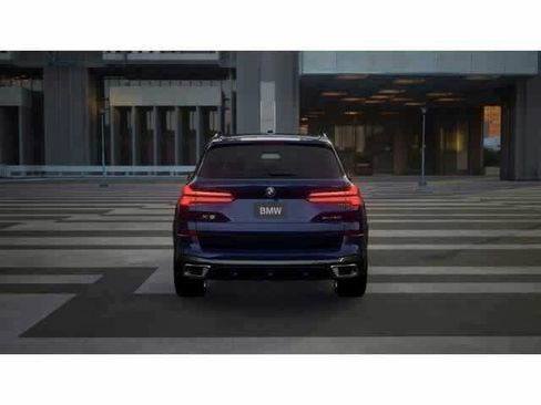 New 2026 BMW X5 sDrive40i w/ M Sport Package RWD image 5