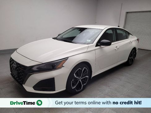 Used 2023 Nissan Altima 2.5 SR FWD image 1