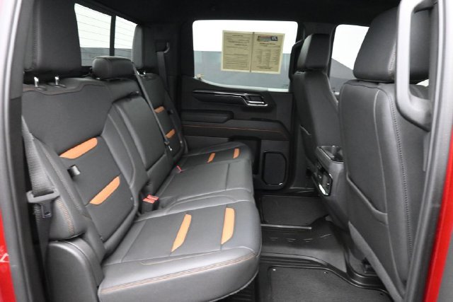 Used 2024 GMC Sierra 1500 AT4 w/ Technology Package AWD/4WD image 32
