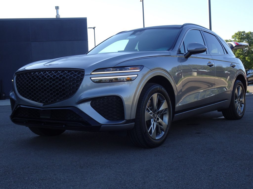 Used 2022 Genesis GV70 3.5T Sport w/ Cargo Package AWD/4WD image 32