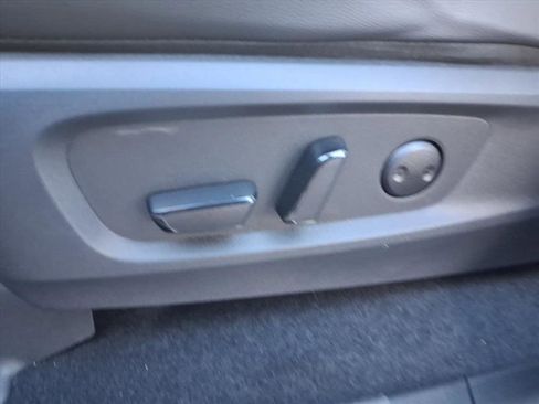 New 2025 Nissan Pathfinder SL image 25