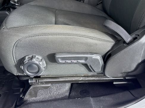 Used 2021 Jeep Gladiator Willys image 20