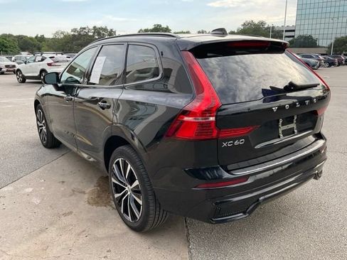 Certified 2024 Volvo XC60 B5 Plus w/ Protection Package Premier AWD/4WD image 8