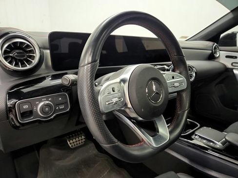 Used 2023 Mercedes-Benz CLA 250 image 18