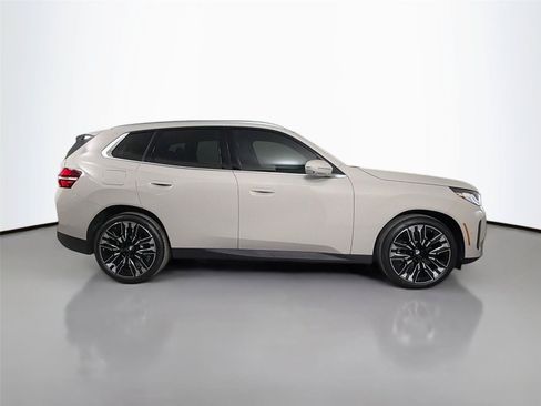 New 2026 BMW X3 xDrive30i w/ Premium Package AWD/4WD image 4