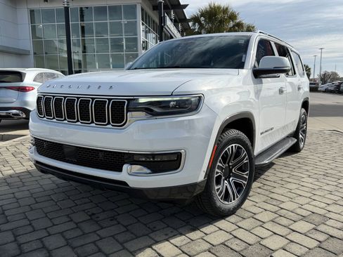 Used 2022 Jeep Wagoneer Series I w/ Premium Group I image 1