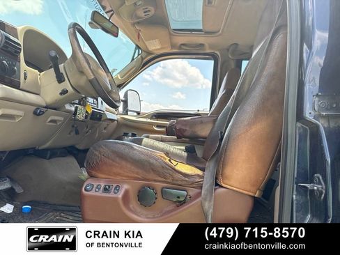 Used 2006 Ford F250 King Ranch AWD/4WD image 4