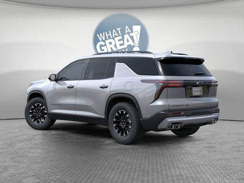 New 2026 Chevrolet Traverse Z71 w/ Enhanced Driving Package AWD/4WD image 3