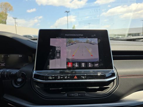 New 2025 Jeep Compass Trailhawk w/ Trailhawk Elite Group image 31