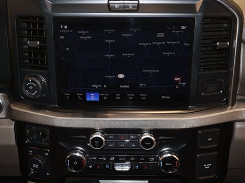 Certified 2025 Ford F350 Platinum w/ Platinum Plus Package image 31