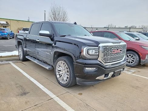 Used 2018 GMC Sierra 1500 Denali image 1