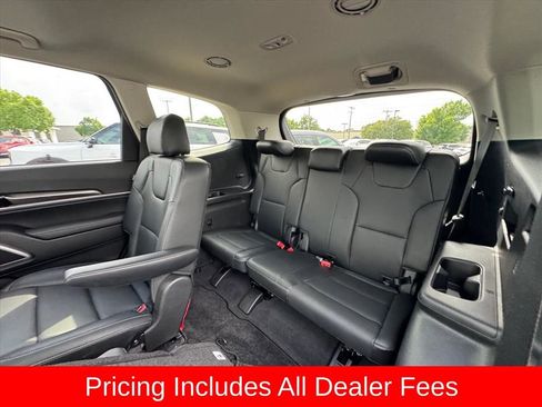 Used 2023 Kia Telluride S w/ S Sunroof Package FWD image 12