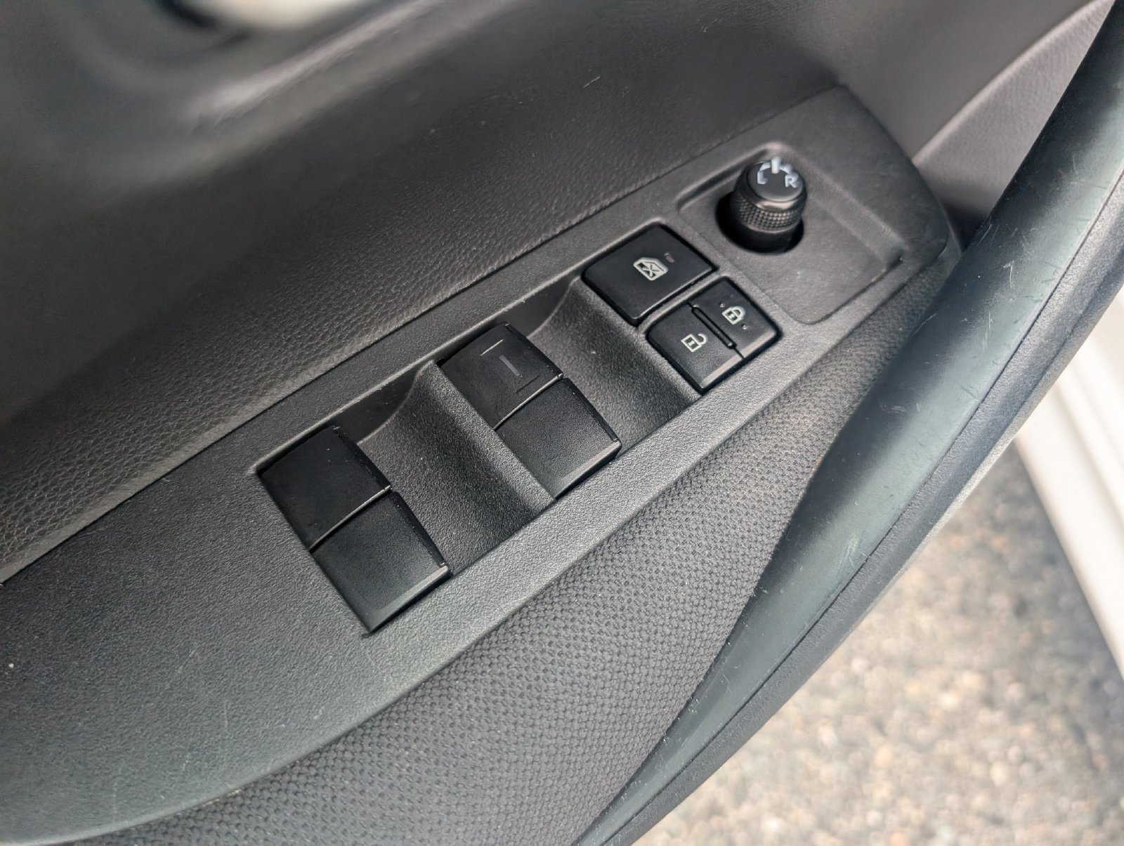 Used 2020 Toyota Corolla LE FWD image 10