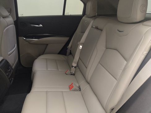 Used 2021 Cadillac XT4 Premium Luxury w/ Cold Weather Package FWD image 18