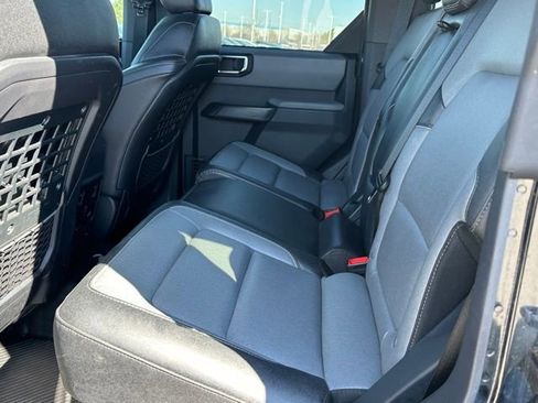 Used 2024 Ford Bronco Everglades AWD/4WD image 17