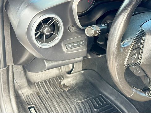 Used 2016 Chevrolet Camaro SS image 11