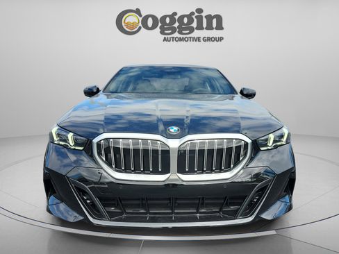 New 2026 BMW 530i w/ M Sport Package RWD image 9