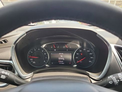 Used 2024 Chevrolet Equinox LT image 17