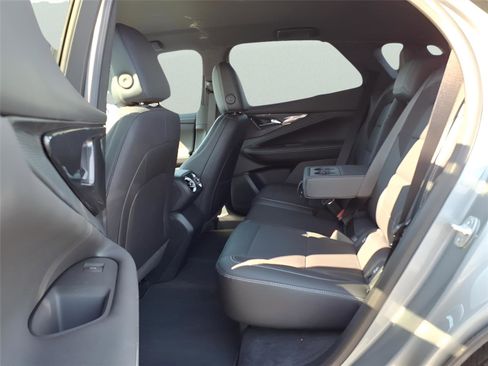 New 2025 Chevrolet Blazer EV LT image 10