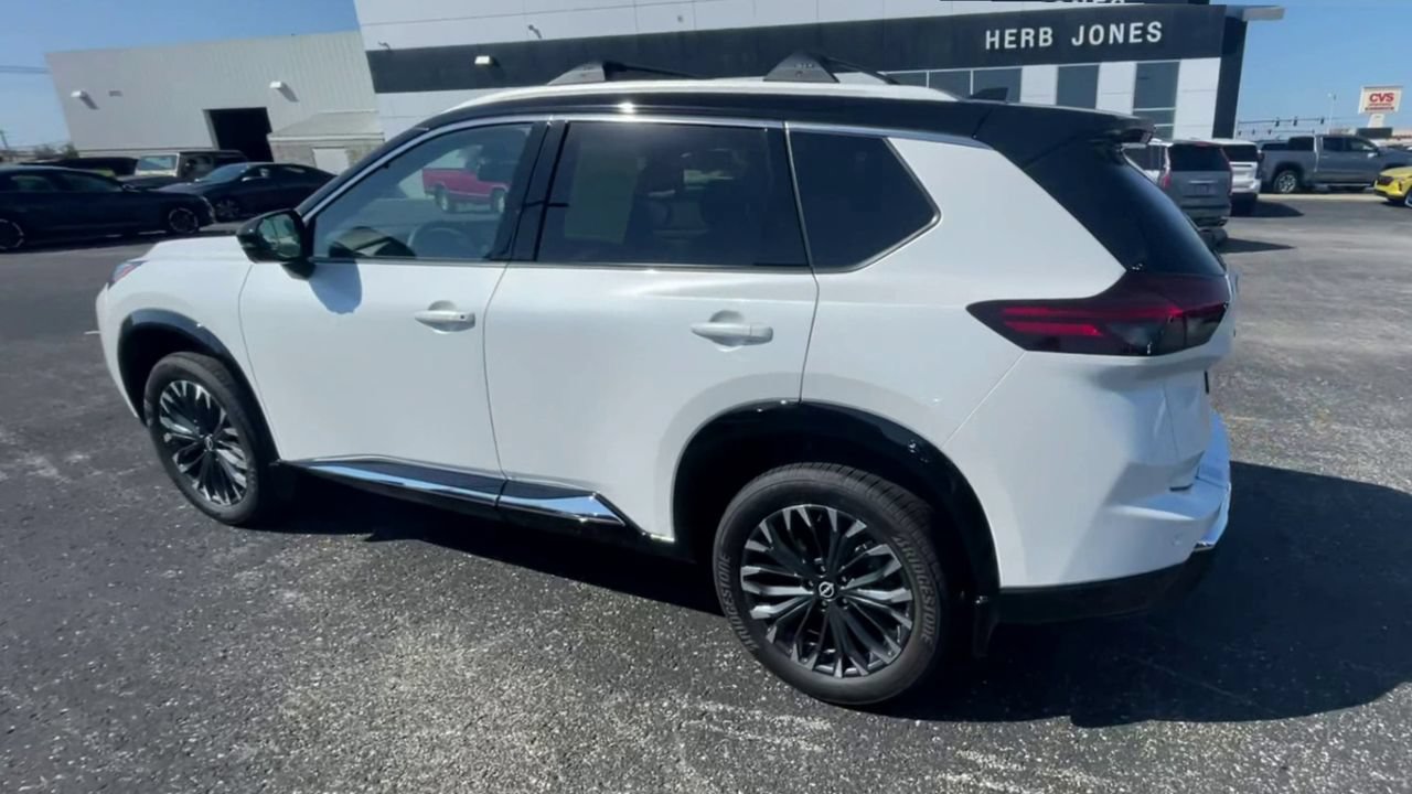 Used 2026 Nissan Rogue Platinum w/ Platinum Premium Package AWD/4WD image 7