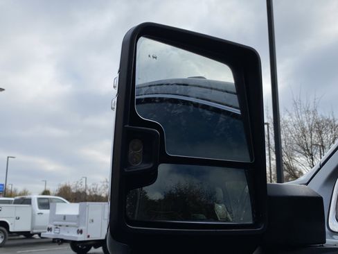 Used 2024 GMC Sierra 2500 Denali Ultimate image 45