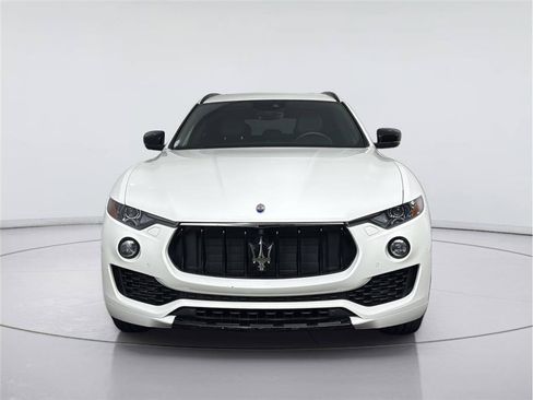 Used 2019 Maserati Levante S AWD/4WD image 8