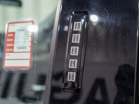 Used 2024 Ford F250 Lariat w/ Lariat Ultimate Package image 17