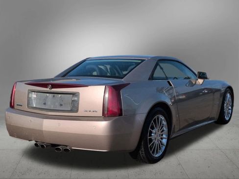 Used 2008 Cadillac XLR image 6