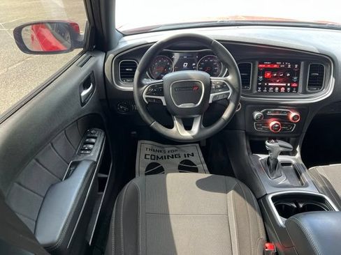 Used 2015 Dodge Charger SXT RWD image 30
