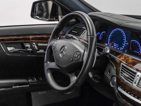 Used 2011 Mercedes-Benz S 63 AMG image 8
