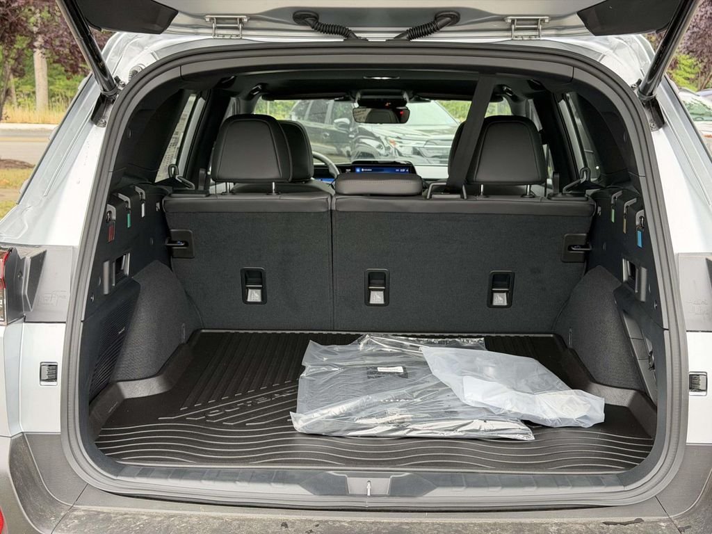 New 2026 Subaru Outback Limited AWD/4WD image 12