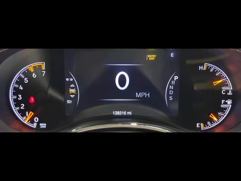 Used 2015 Jeep Grand Cherokee Overland w/ Advanced Technology Group AWD/4WD image 62