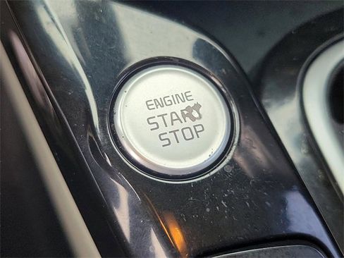 Used 2020 Kia Soul EX image 25