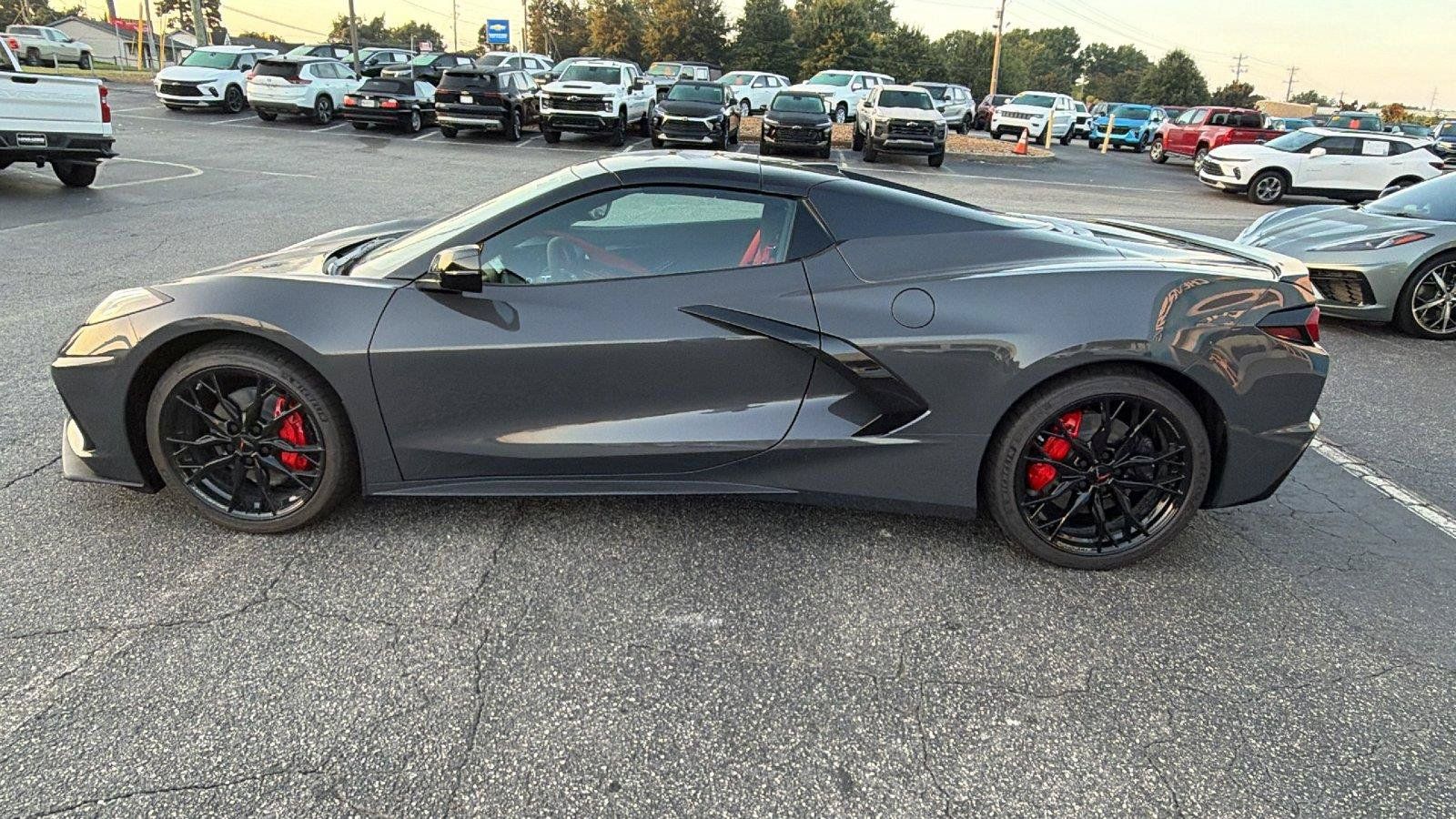 New 2027 Chevrolet Corvette Stingray Convertible w/ Stealth Interior Trim Package RWD image 11