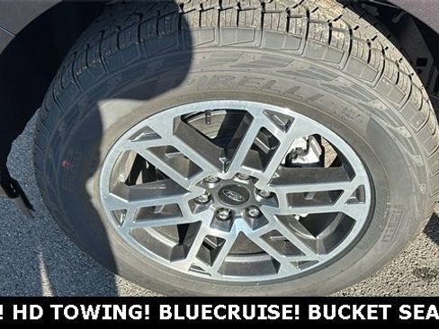 New 2025 Ford Expedition Active image 34