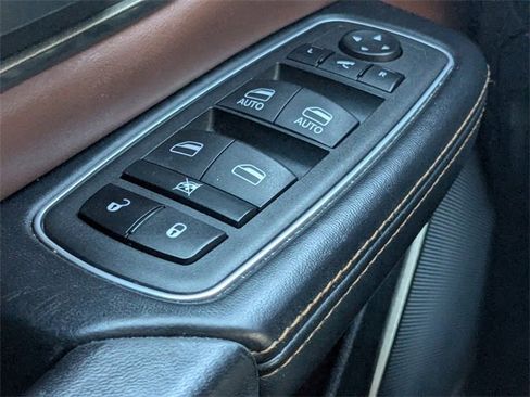 Used 2022 RAM 1500 Limited image 22