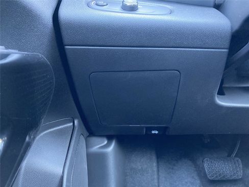 New 2026 Chevrolet Trax LT w/ Driver Confidence Package image 21