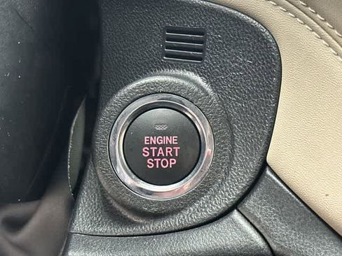 Certified 2025 Subaru Outback Limited image 11