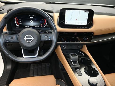 Used 2023 Nissan Rogue Platinum w/ Platinum Premium Package image 22