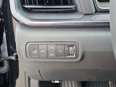 New 2027 GMC Terrain AT4 w/ Convenience Package III AWD/4WD image 15