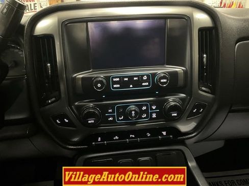 Used 2019 Chevrolet Silverado 2500 LT w/ Midnight Edition image 17