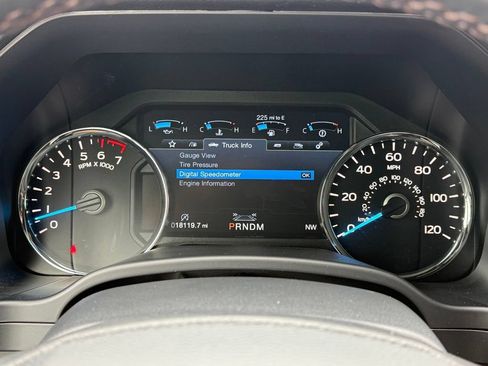 Used 2020 Ford F150 Platinum w/ Equipment Group 701A Luxury AWD/4WD image 8