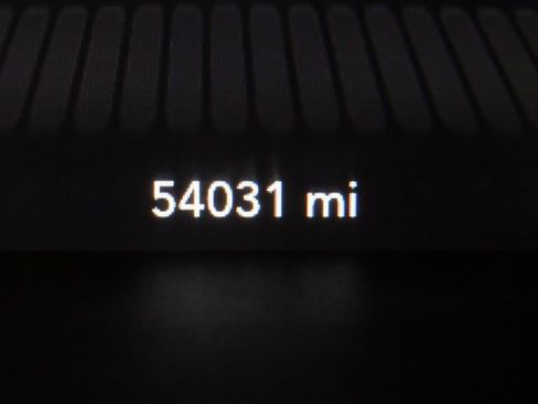 Used 2019 Dodge Challenger SXT w/ Blacktop Package image 21