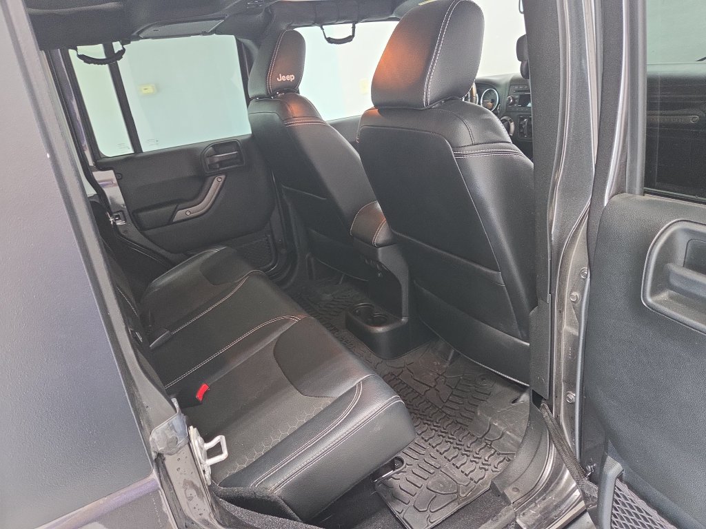 Used 2018 Jeep Wrangler Unlimited Sport AWD/4WD image 18