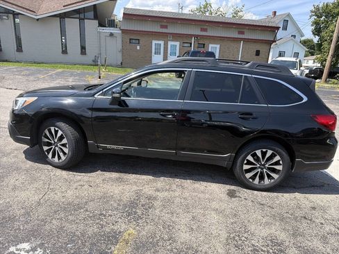 Used 2016 Subaru Outback 2.5i Limited AWD/4WD image 13