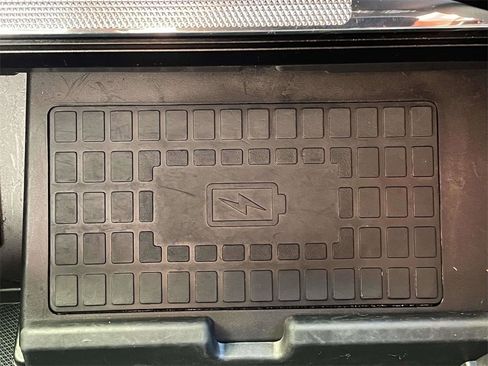 Used 2022 Ford F150 Platinum w/ Bed Utility Package image 23