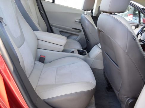 Used 2013 Chevrolet Volt Premium w/ Premium Trim Package image 20