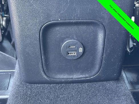 Used 2020 Ford Escape SE image 27