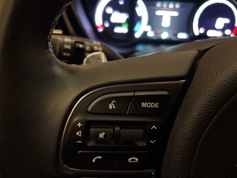 Used 2022 Kia Niro EX w/ Cold Weather Package image 15